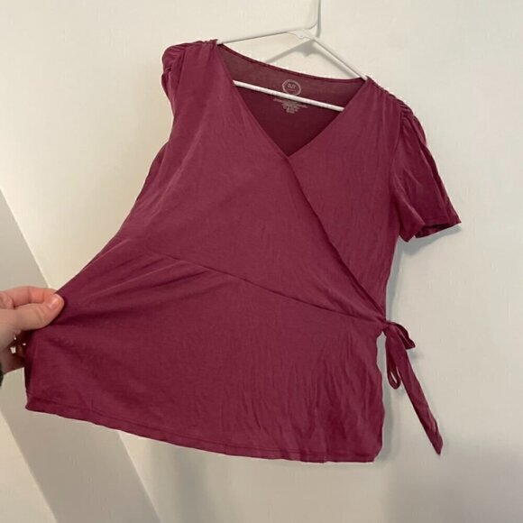 MAURICES 24/7 Wrap Front Top Berry Mauve Pink ish Surplice Short Sleeve Peplum L - Picture 7 of 12
